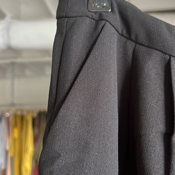 Essentiel Antwerp High Waist Black Culotte Pant with front and back pockets - Picture 5 of 6